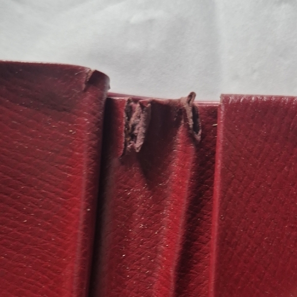 Elegant Burgundy Leather Clutch - Picture 9 of 13